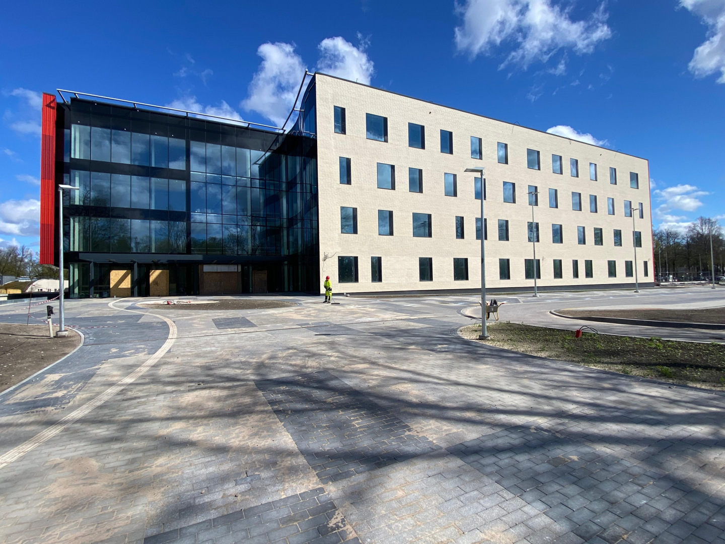Stradiņa slimnīcas A2 korpusa būvniecības pabeigšanu uzticēs VNĪ