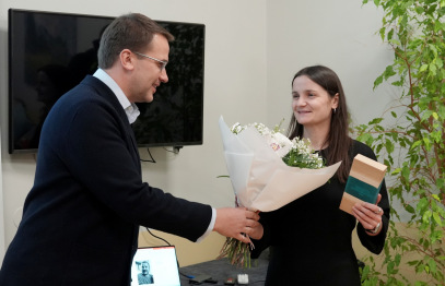 Dr. Paula Aldiņa piemiņas stipendiju infektoloģijā šogad saņem ārste infektoloģe Ieva Voita