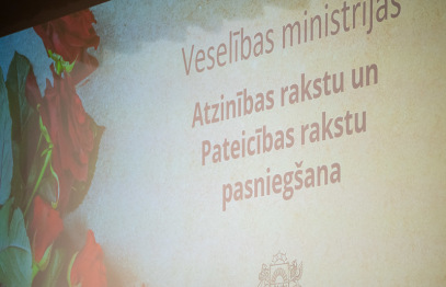 Sirsnīgi sveicam kolēģus 
